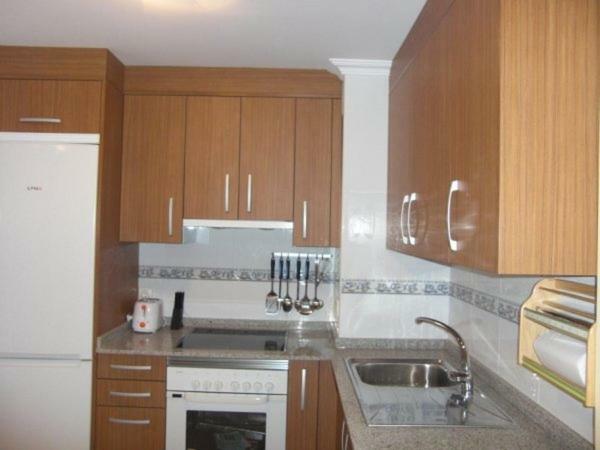 Piso De 3 Dormitorios En Noalla 노아야 외부 사진